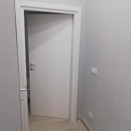 Nanni فندق مبيت وإفطار 4*