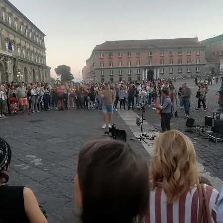 فندق مبيت وإفطار Nanni نابولي